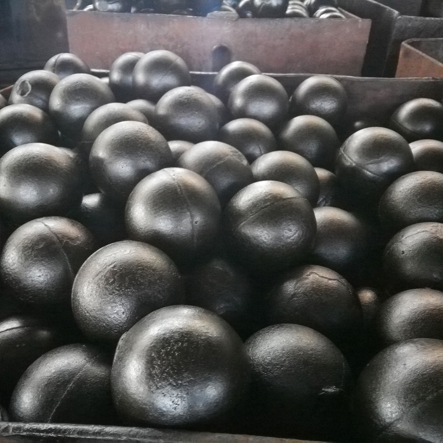 GM-1：高铬打磨球