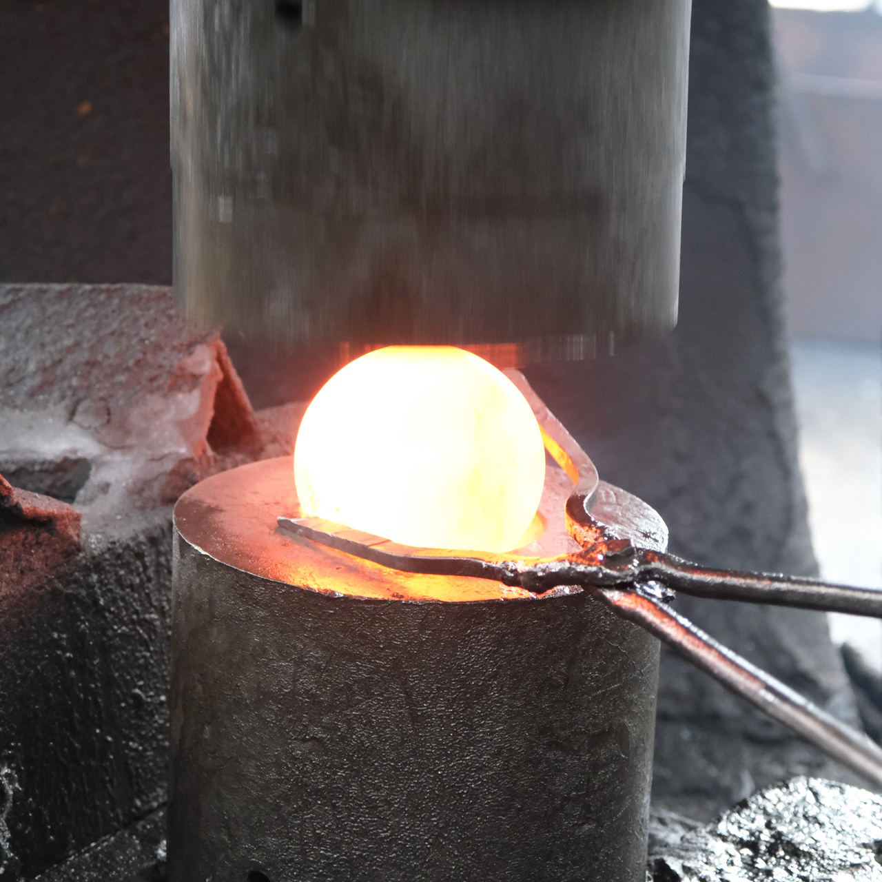 GM-3：φ125毫米锻造研磨球钢球矿业 sag mill 