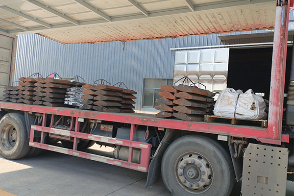 在9月7日至2024年，一组尺寸φ1800*3600毫米球磨机