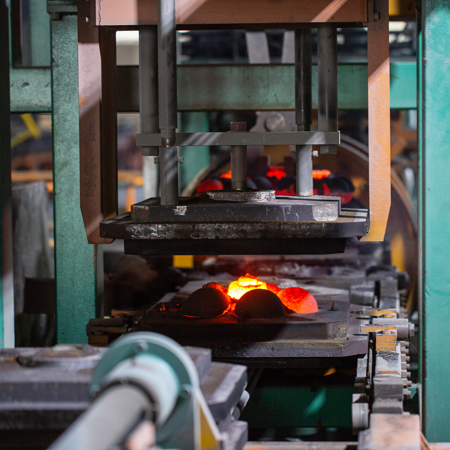 GM-4：CADI Cast 研磨球 矿业的SAG Mill的钢球 