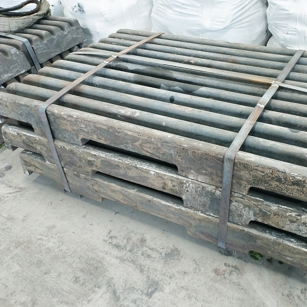 Mn-Cr合金铸造钳工碎零件零件：侧衬里和下颌板 