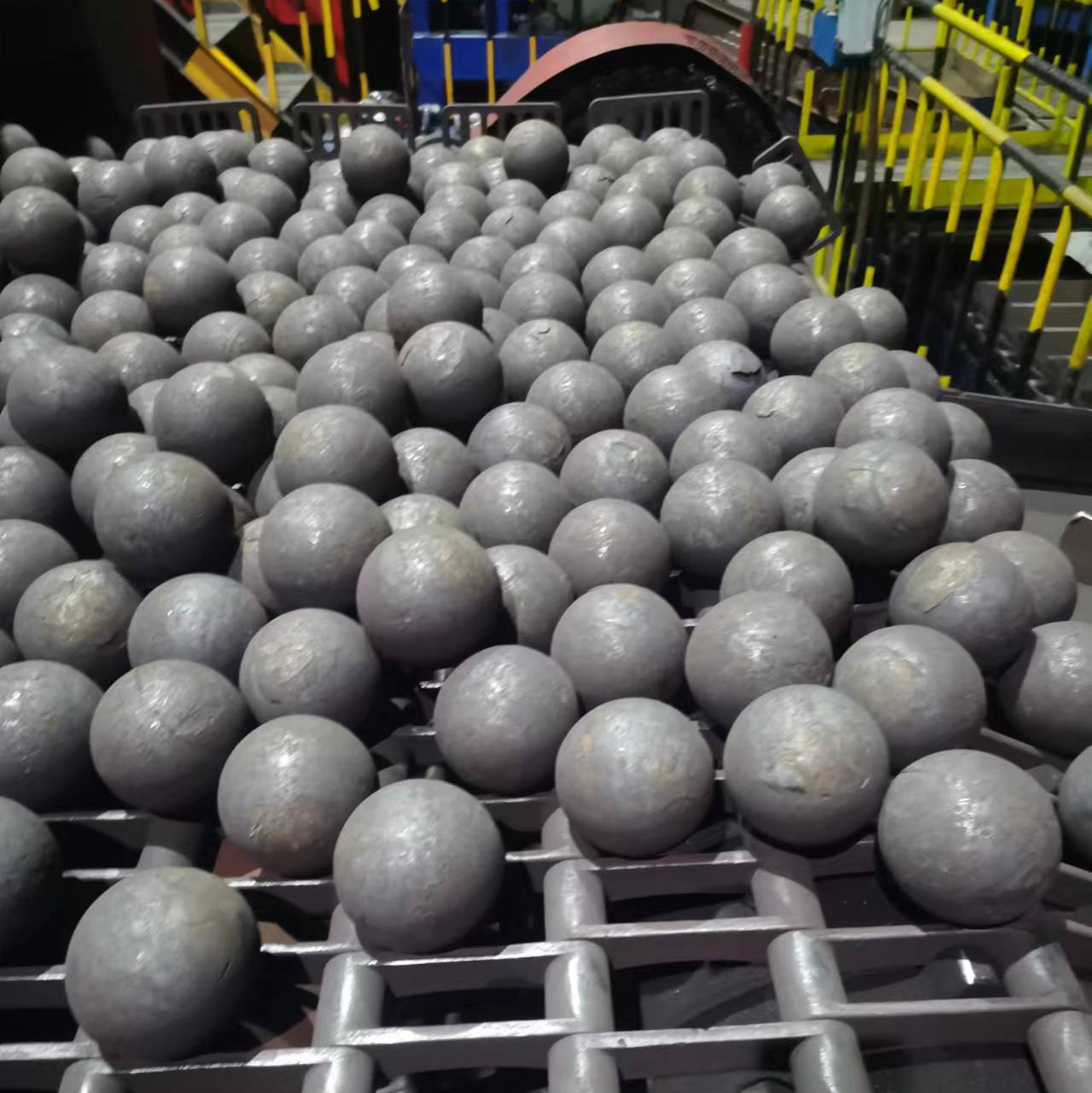 GM-3：φ125毫米锻造研磨球钢球矿业 sag mill 